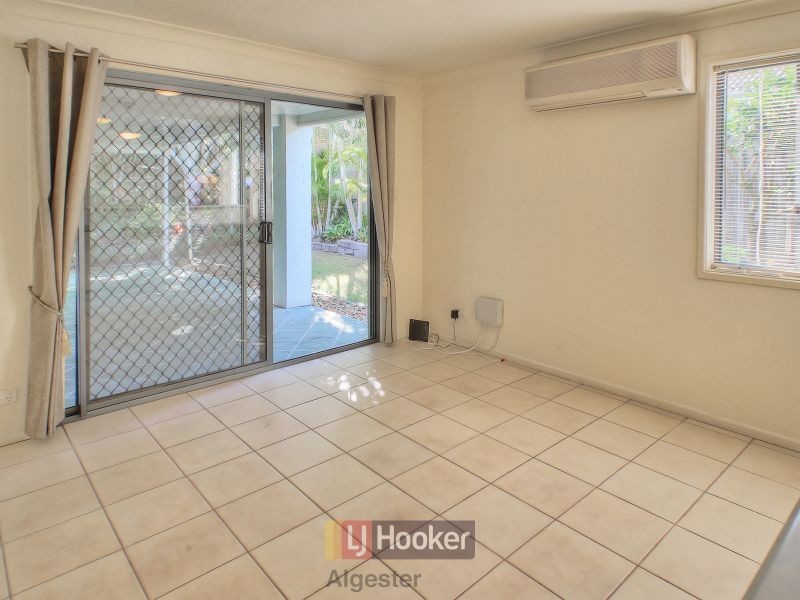 13 Maryland Place, Parkinson QLD 4115