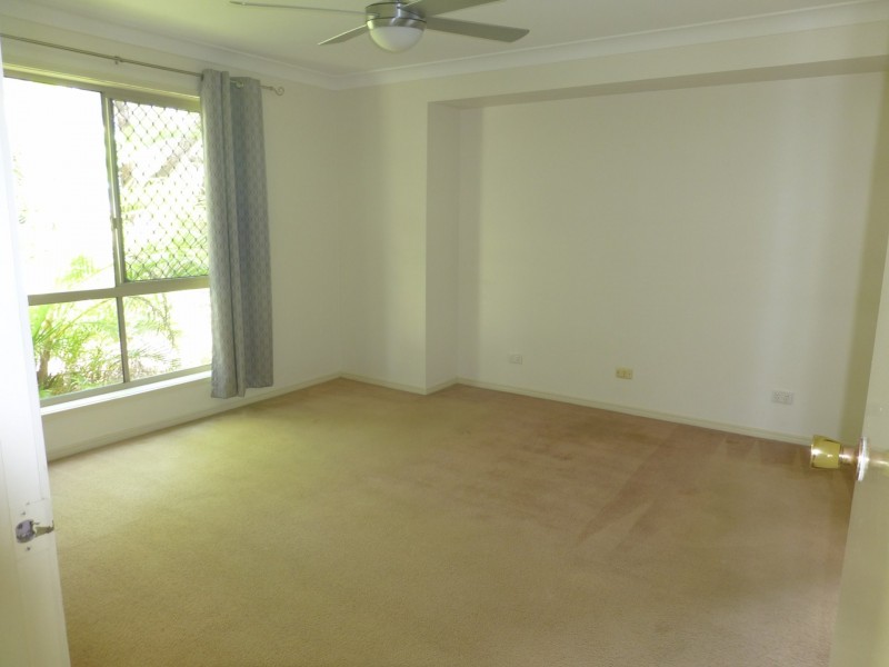 36 Bannockburn Crescent, Parkinson QLD 4115