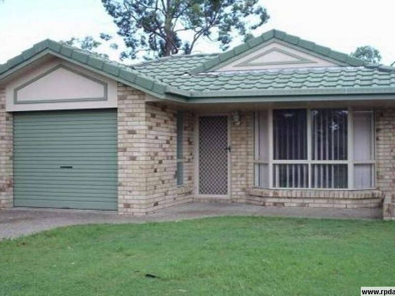 33 Laricina Street, Forest Lake QLD 4078