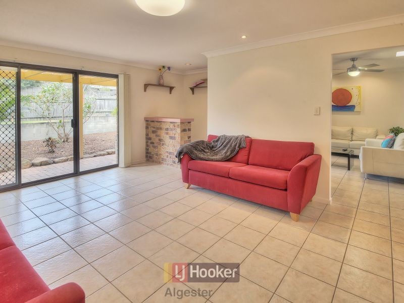 8 Ramblingwood Court, Algester QLD 4115