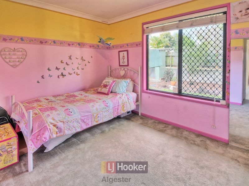 8 Ramblingwood Court, Algester QLD 4115