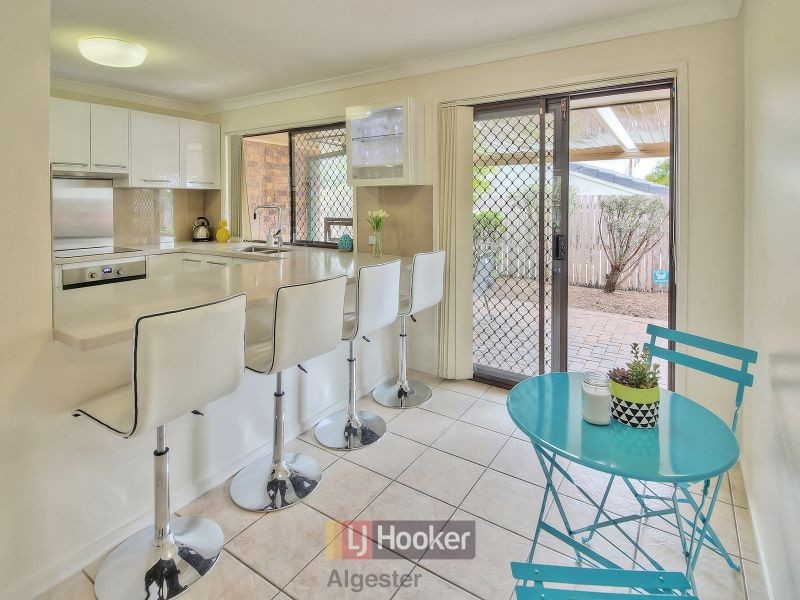 8 Ramblingwood Court, Algester QLD 4115