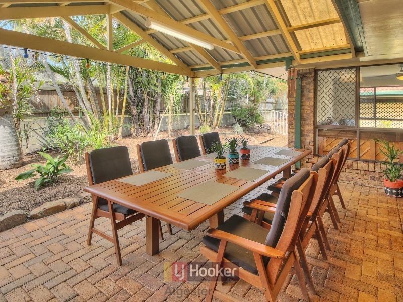 8 Ramblingwood Court, Algester QLD 4115