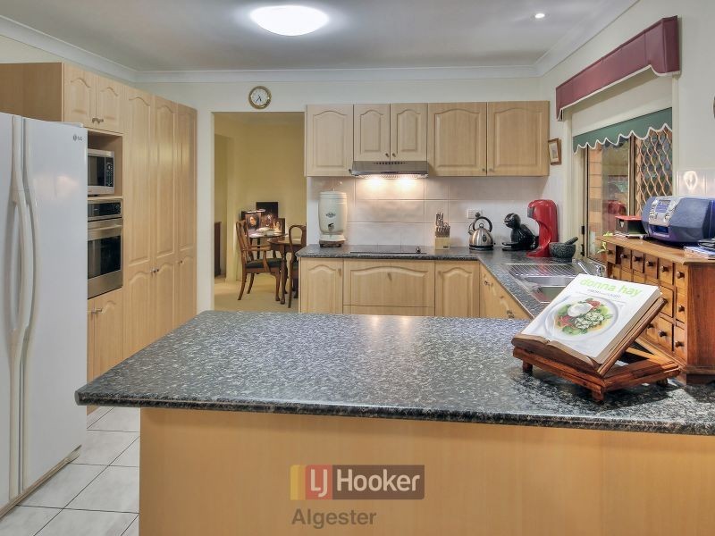 41 Nambung Place, Parkinson QLD 4115