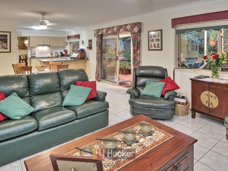 41 Nambung Place, Parkinson QLD 4115
