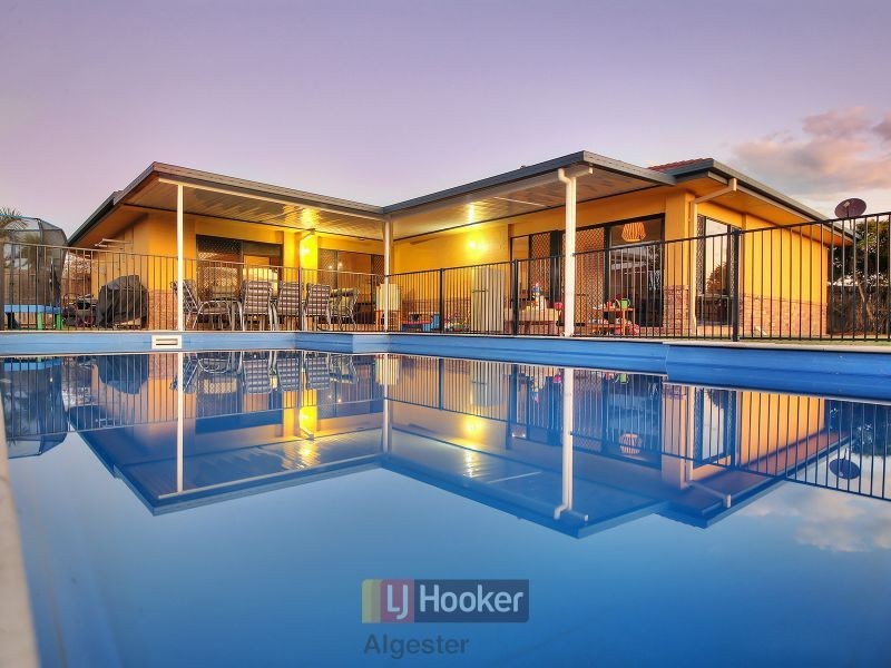 23 Harwood Place, Parkinson QLD 4115