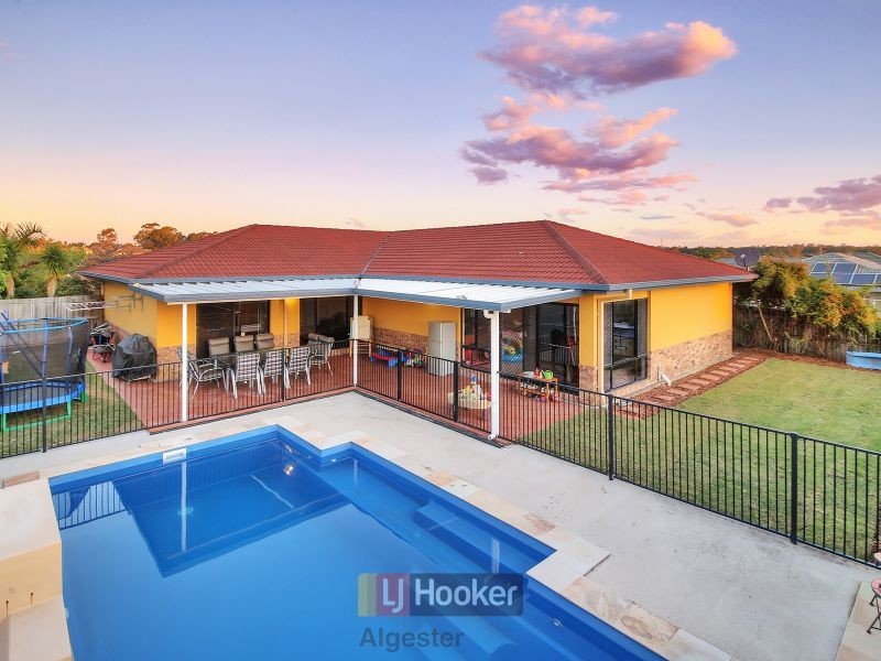 23 Harwood Place, Parkinson QLD 4115