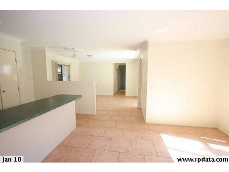 12 Honeysuckle Place, Forest Lake QLD 4078