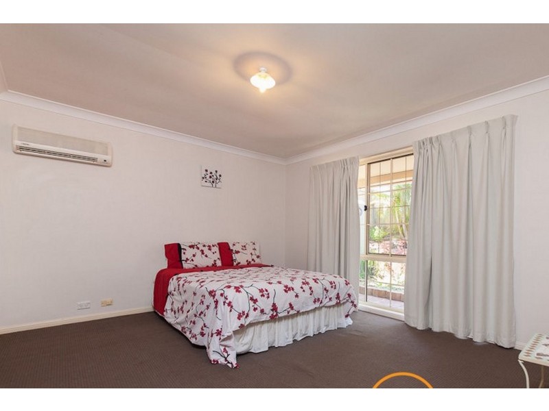 12 Glenroy Place, Parkinson QLD 4115