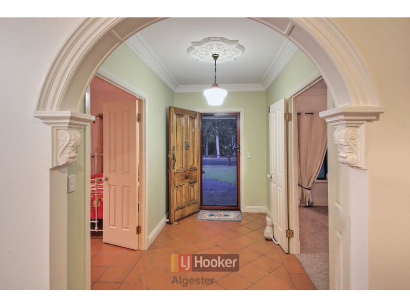 50 Billabong Place, Parkinson QLD 4115