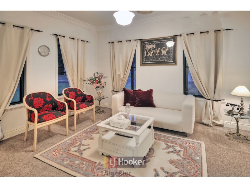 50 Billabong Place, Parkinson QLD 4115