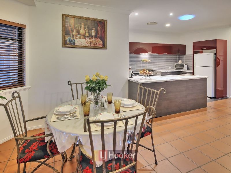 50 Billabong Place, Parkinson QLD 4115