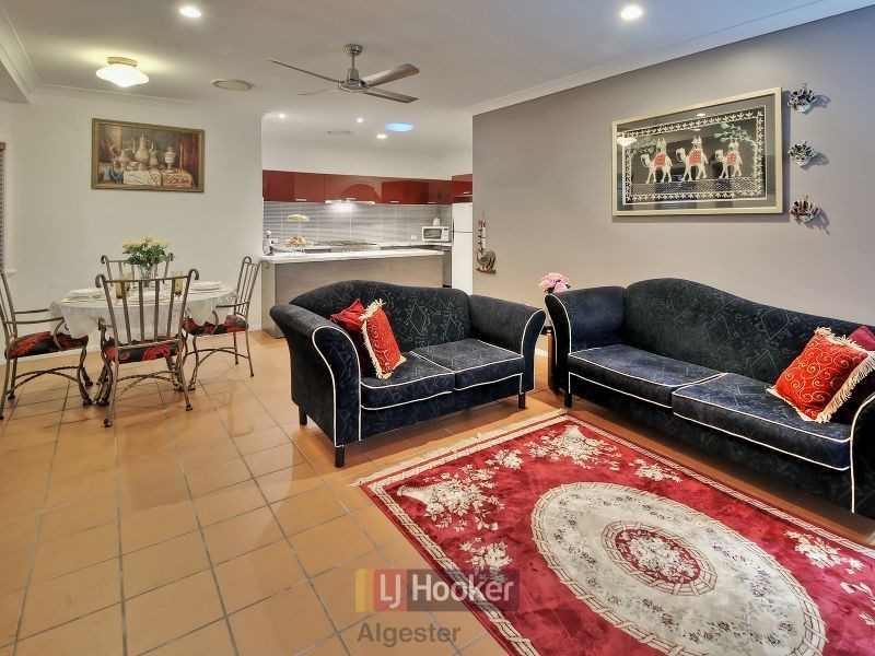 50 Billabong Place, Parkinson QLD 4115