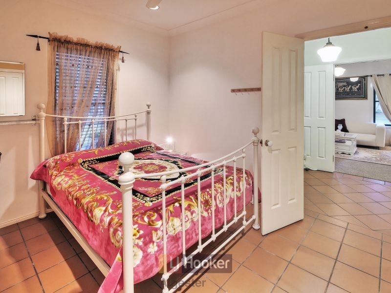 50 Billabong Place, Parkinson QLD 4115