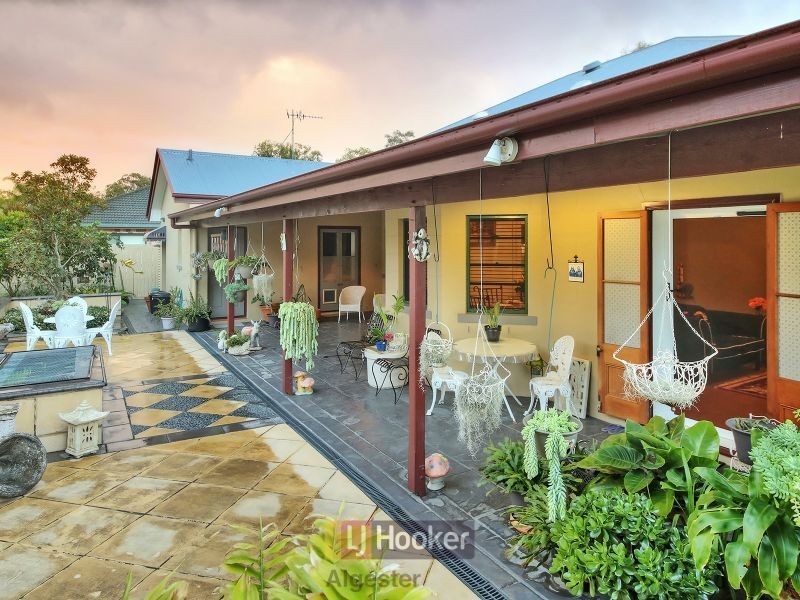 50 Billabong Place, Parkinson QLD 4115