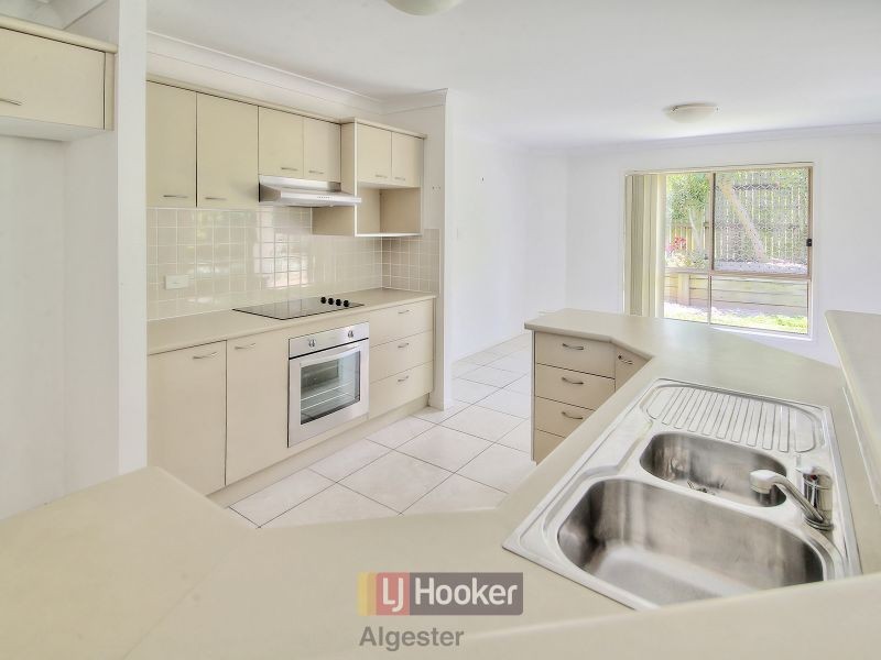 45 Earnshaw Street, Calamvale QLD 4116