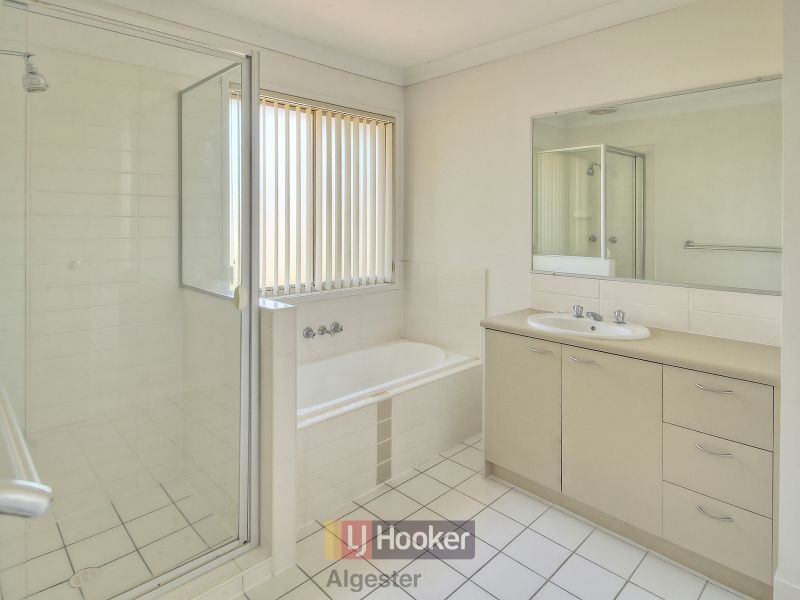 45 Earnshaw Street, Calamvale QLD 4116