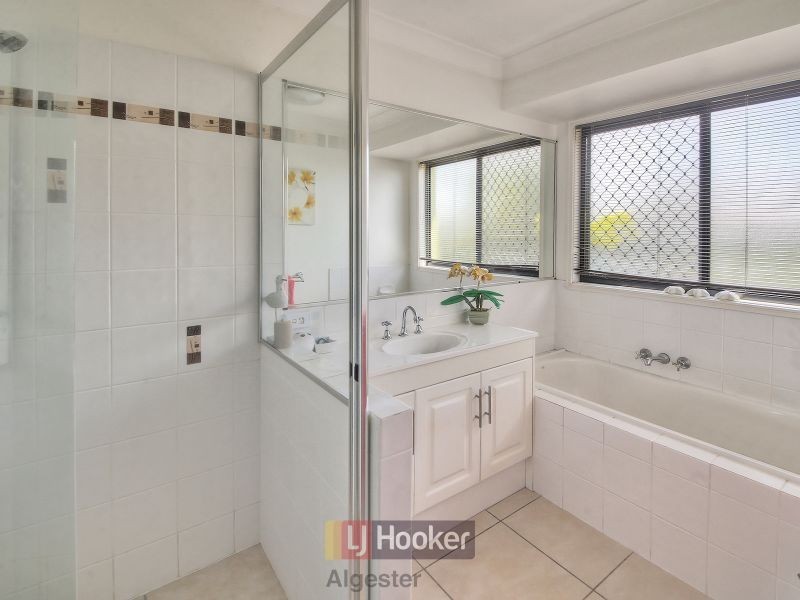 15 Apsley Crescent, Parkinson QLD 4115