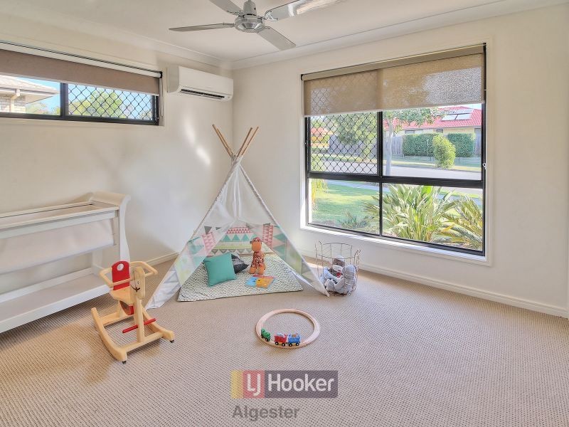 145 Wallum Drive, Parkinson QLD 4115