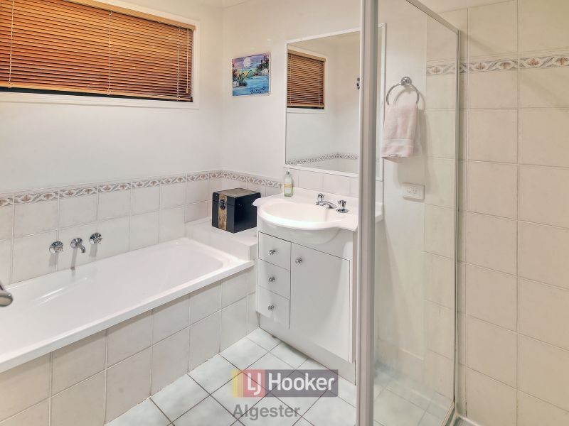 6 Miller Court, Calamvale QLD 4116