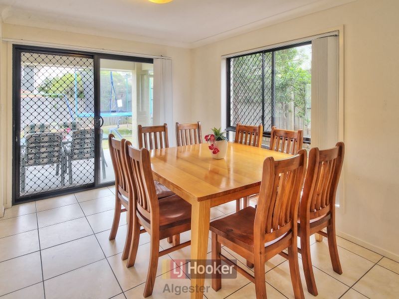 30 Earnshaw Street, Calamvale QLD 4116