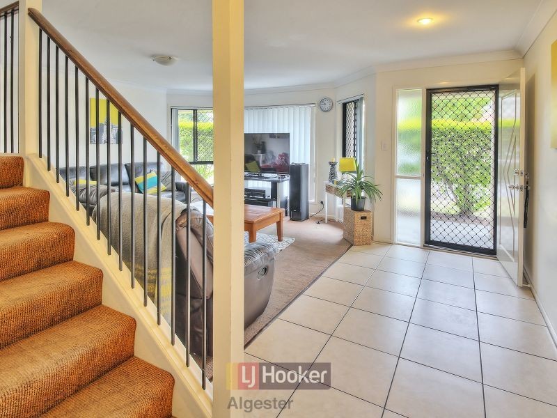 30 Earnshaw Street, Calamvale QLD 4116