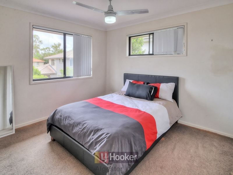 30 Earnshaw Street, Calamvale QLD 4116
