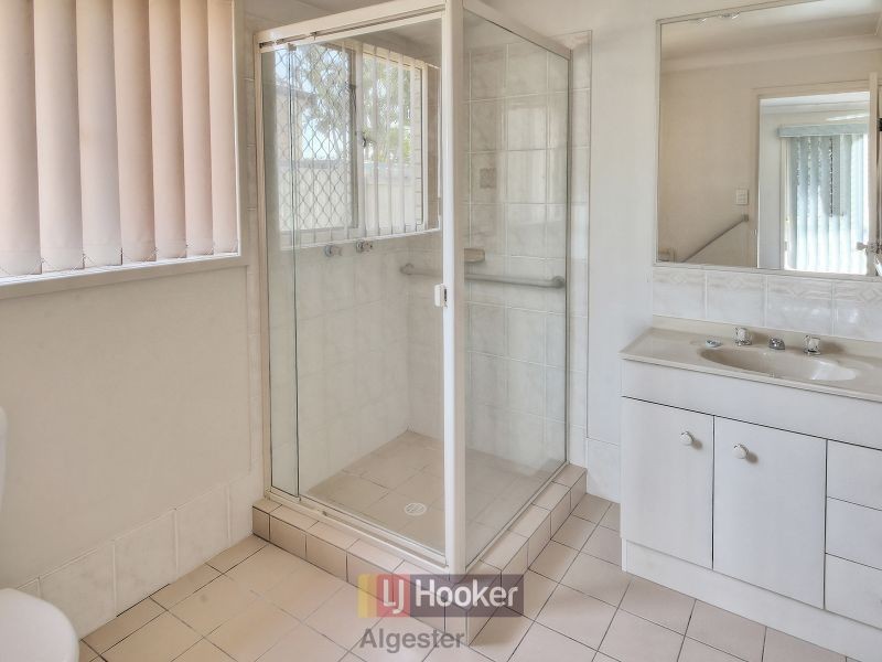 121 Glenfield Street, Parkinson QLD 4115