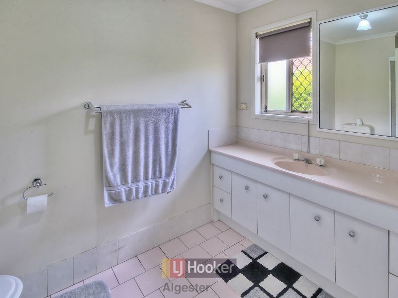 67 Mackellar Drive, Boronia Heights QLD 4124