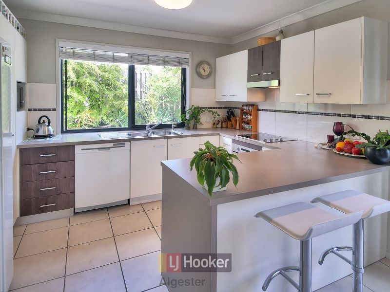 54 Mapelton Circuit, Parkinson QLD 4115