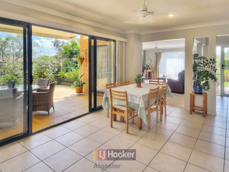 54 Mapelton Circuit, Parkinson QLD 4115