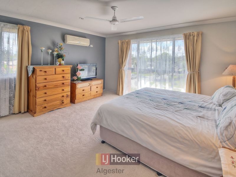 54 Mapelton Circuit, Parkinson QLD 4115