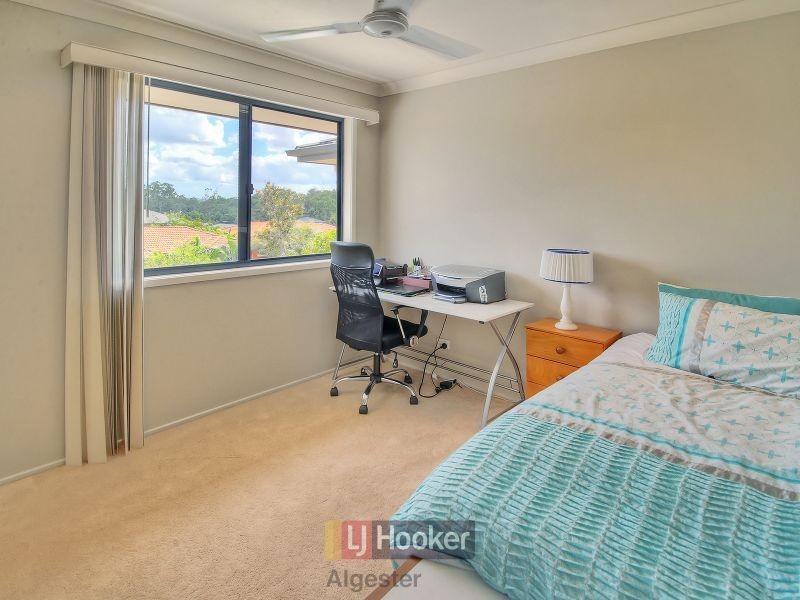 54 Mapelton Circuit, Parkinson QLD 4115