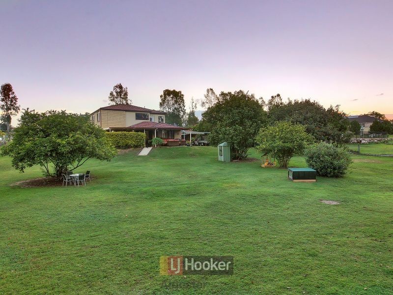 26-28 Muston Court, Greenbank QLD 4124