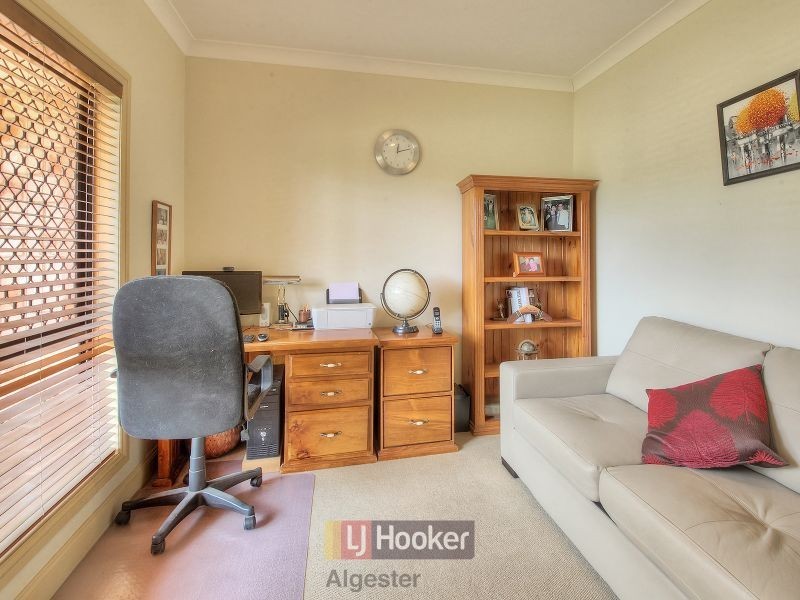 111 Daintree Drive, Parkinson QLD 4115