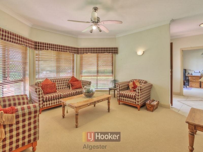 111 Daintree Drive, Parkinson QLD 4115