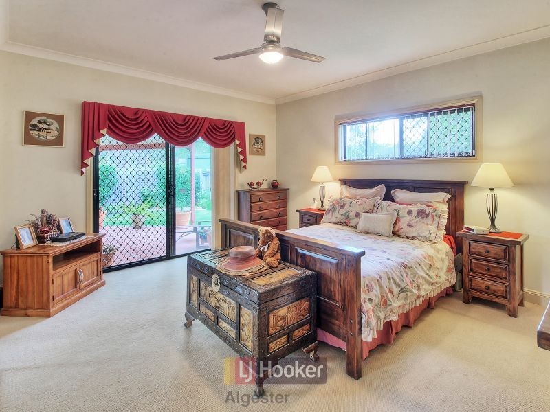 111 Daintree Drive, Parkinson QLD 4115