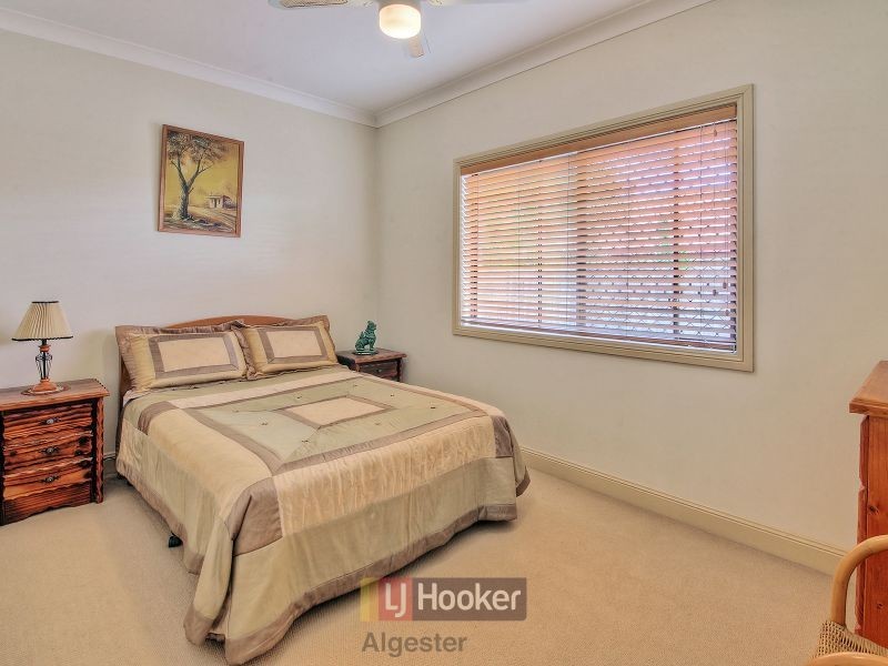 111 Daintree Drive, Parkinson QLD 4115