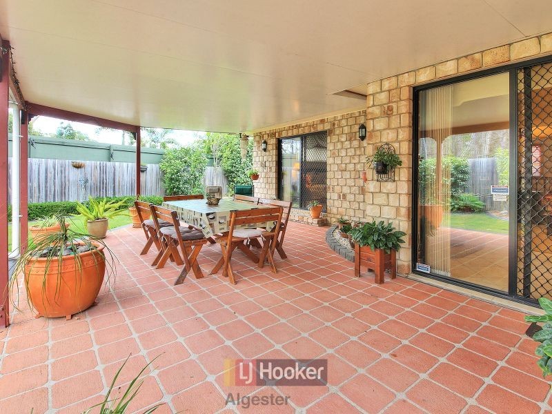 111 Daintree Drive, Parkinson QLD 4115