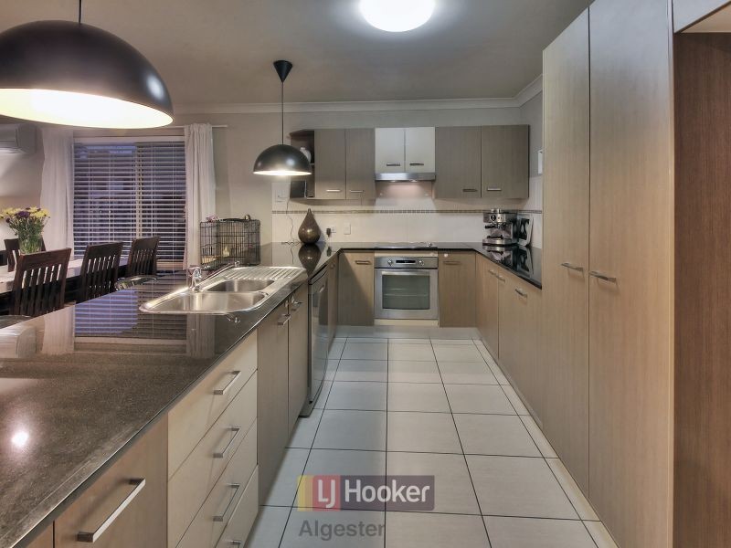 7 Watheroo Place, Parkinson QLD 4115