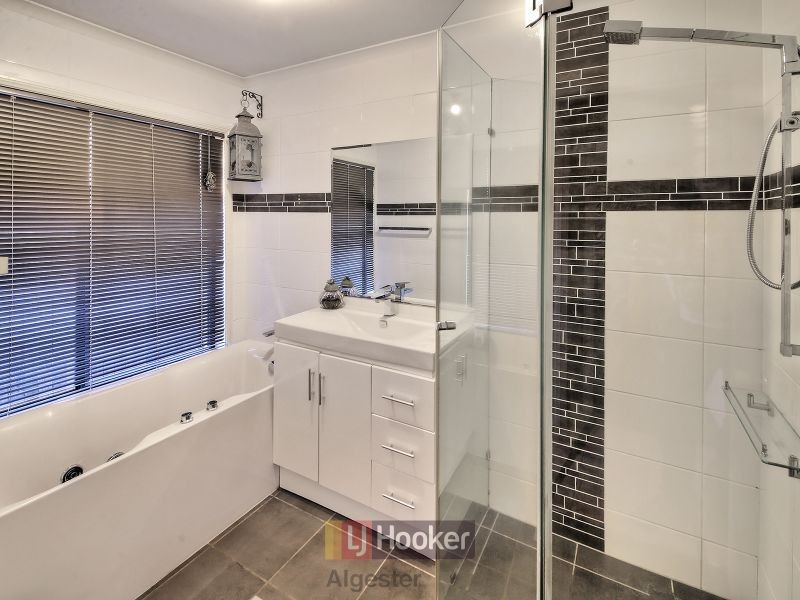 23 Lindfield Street, Parkinson QLD 4115