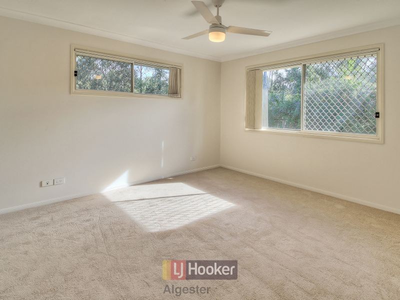 90 Oakview Street, Parkinson QLD 4115