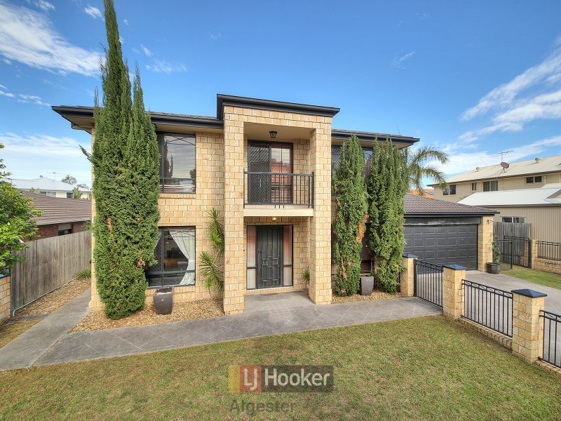 11 Cocoparra Crescent, Parkinson QLD 4115