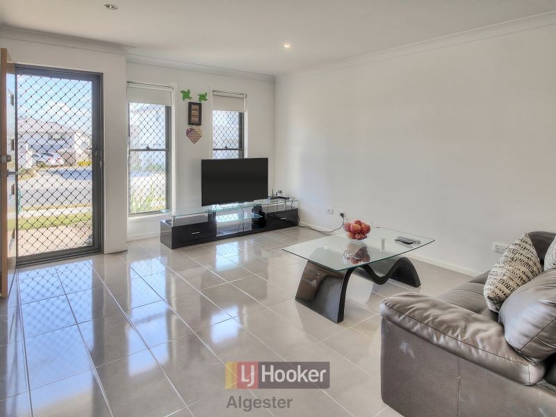 23/30 Girraween Crescent, Parkinson QLD 4115