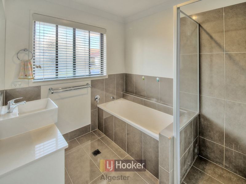 23/30 Girraween Crescent, Parkinson QLD 4115