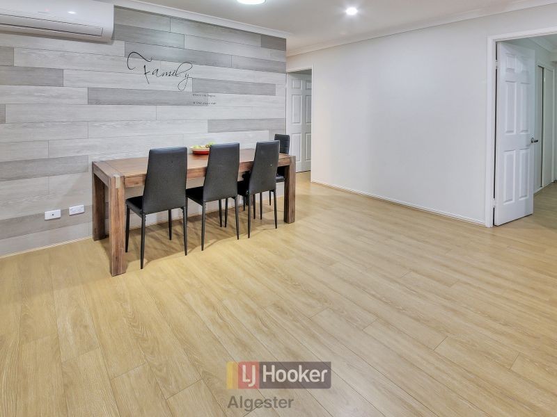 8 Innes Close, Parkinson QLD 4115