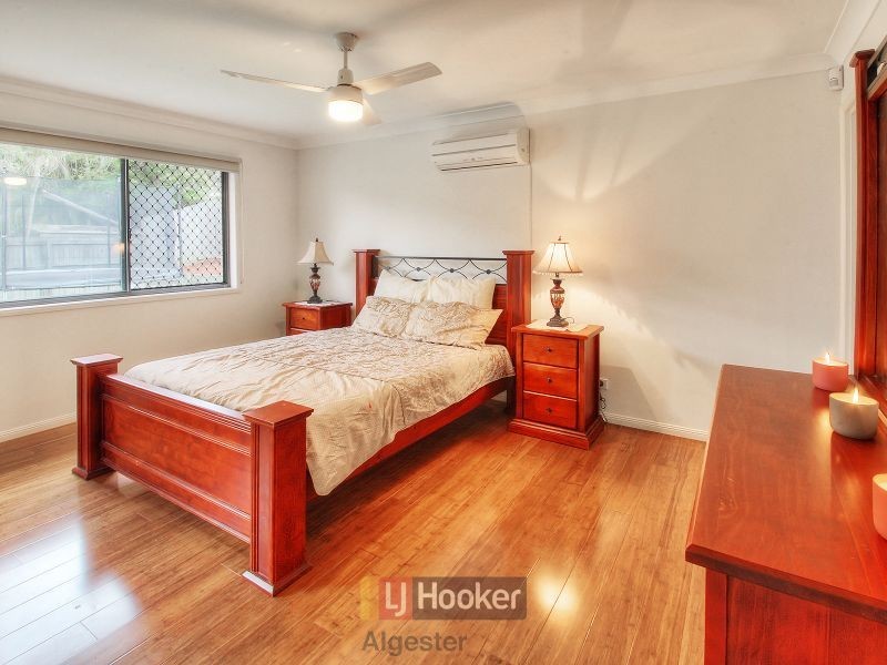 19 Karajini Crescent, Parkinson QLD 4115