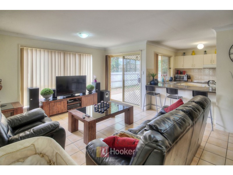 8 Tupelo Street, Calamvale QLD 4116