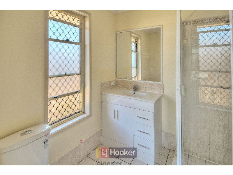 18 Montana Place, Calamvale QLD 4116