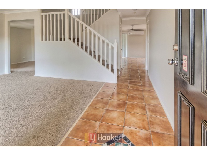 22 Mitchell Place, Parkinson QLD 4115